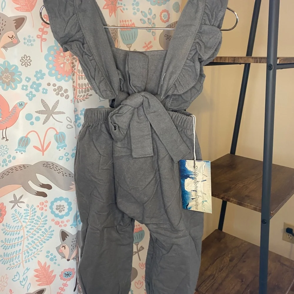 Gray Ruffle Romper - Picture 3 of 5